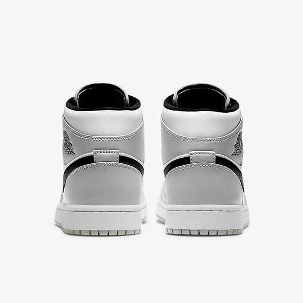 Adidasi Nike Air Jordan 1 Mid Light Smoke Grey Dama Barbati Romania