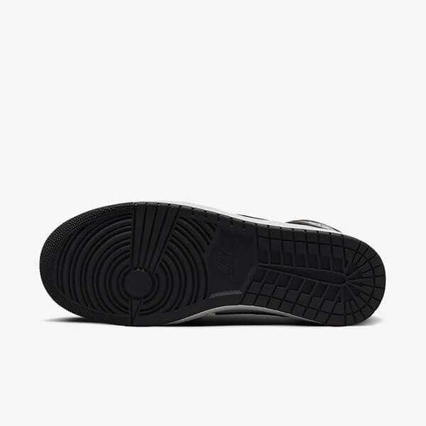 Adidasi Nike Air Jordan 1 Retro High 85 Black White Dama Barbati Romania